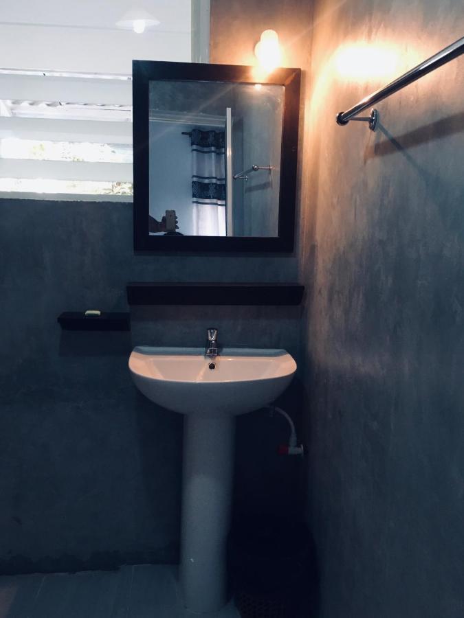 Hiriketiya Orchid Villa Dikwella Bagian luar foto
